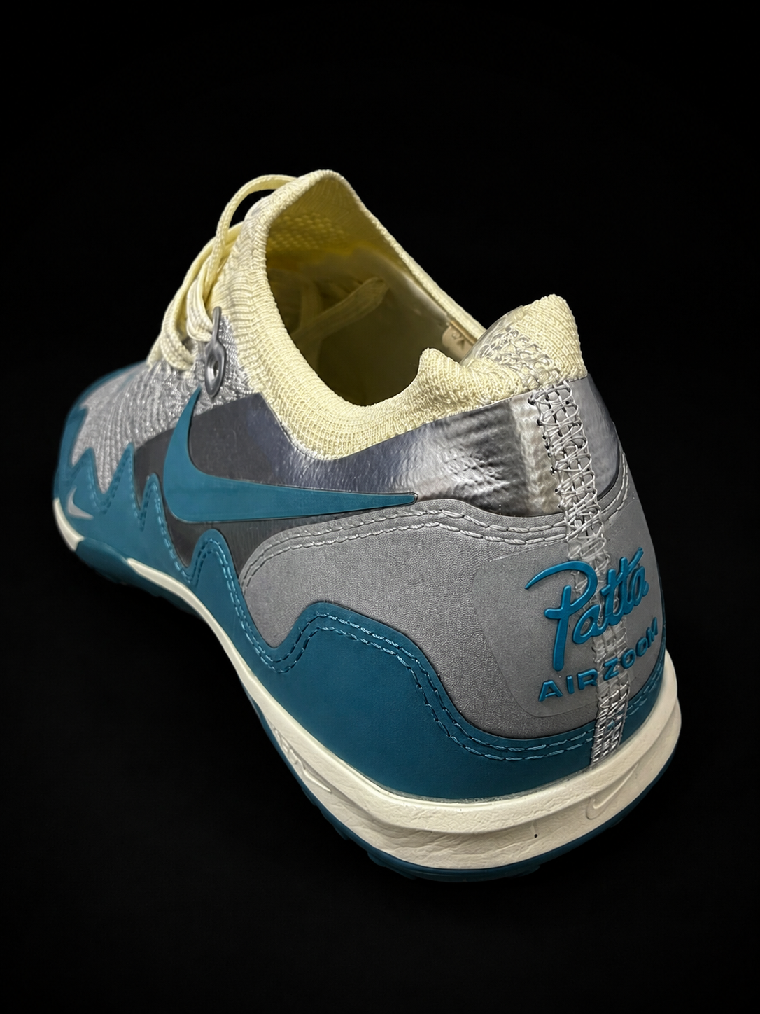 Mercurial Vapor 16 X Patta / edición micros azules y negros