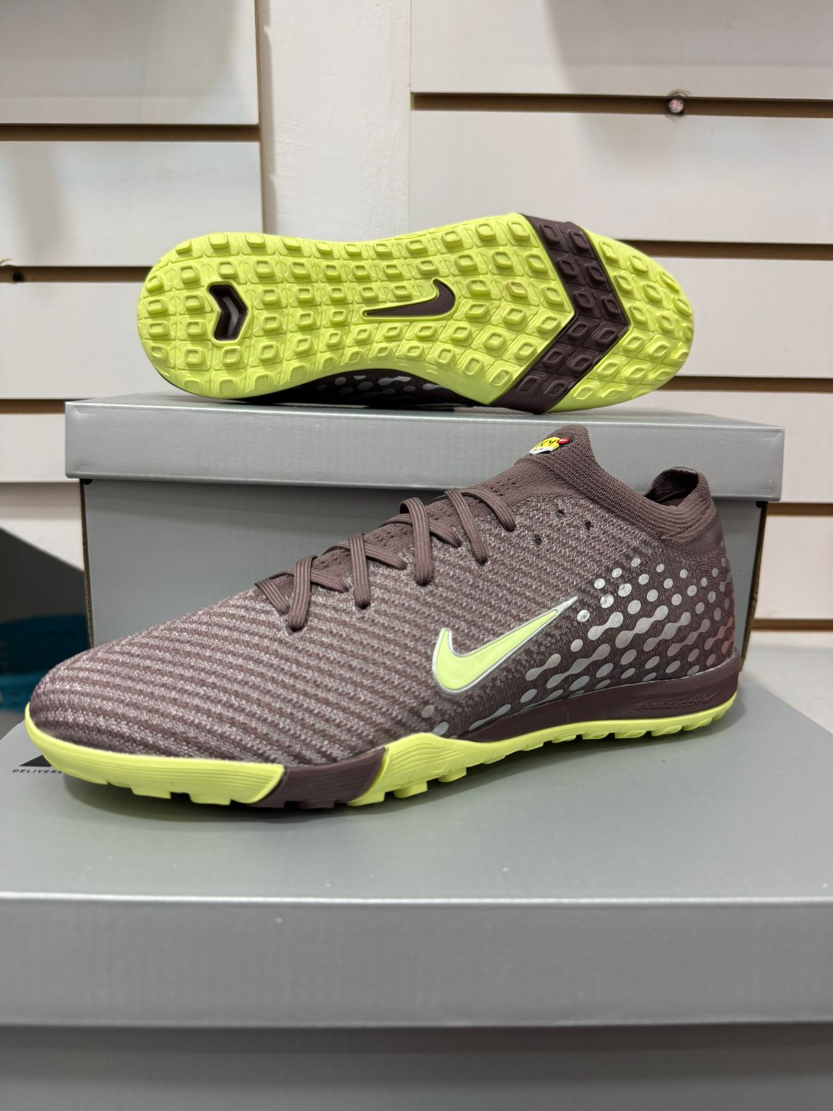 MICROS NIKE