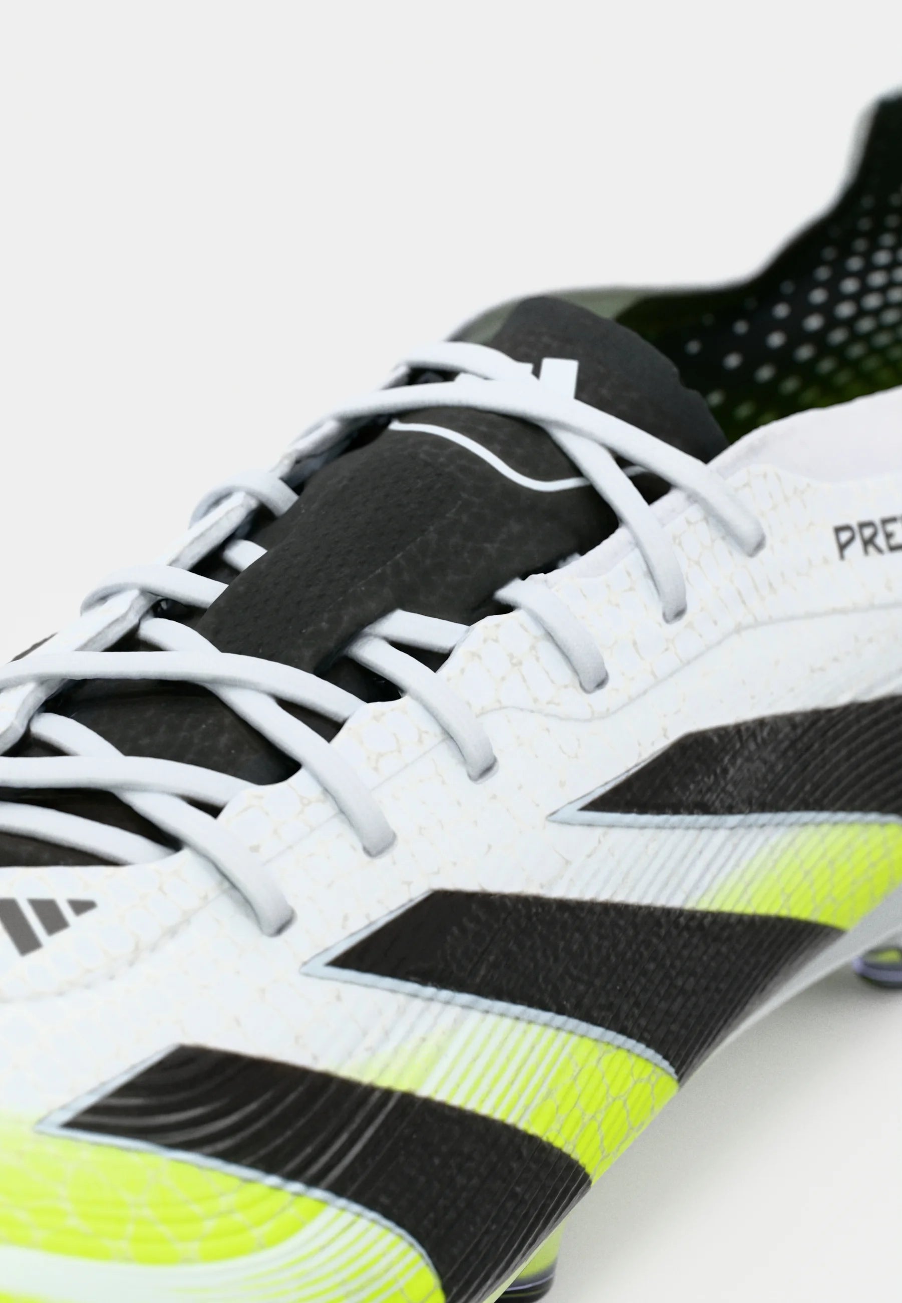 PREDATOR ELITE ARTIFICIAL GROUND